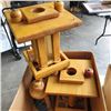 Image 2 : 2 WOODEN BIRD FEEDERS, WOOD LANTERNA ND BOX OF ASSORTED WOODEN CARVED ITEMS