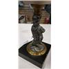 Image 3 : VINTAGE BANNER FIGURAL OIL LAMP WITH FLUTE