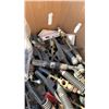 Image 8 : BOX OF  WELDING CONNECTORS AND GAUGE