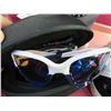Image 2 : Oakley Sunglasses w/Case and Box