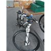 Image 1 : White Trex Ex 10 Speed Mountain Bike