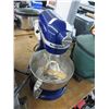 Image 2 : Kitchen Aid Mixer w/Bowl and Attachments