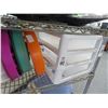 Image 2 : Shelf of Toilet Step Stool, Plastic Drawers