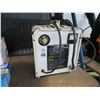 Image 1 : EZ Go Golf Cat Battery Charger