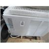 Image 2 : Pallet of LF Air Conditioner, Dayton Heater, Vornado Fans