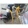 Image 2 : McLane Gas Edger