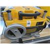 Image 2 : Dewalt DW235 13" Heavy Duty Portable Thickness Planer