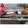 Image 1 : Larin Hydraulic Floor Jack w/Carry Case