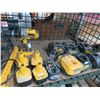 Image 3 : 7" Sander, Dewalt Batteries (4), Dewalt Battery Chargers (4), Ryobi Chargers (2)