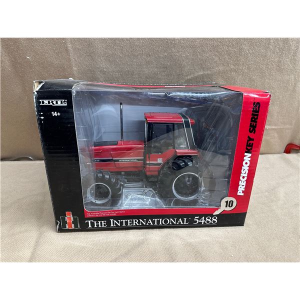 Trattore Ertl 1/16 International 3688 Prestige Edition – Diecast, Nuovo In Scatola - Foto 3