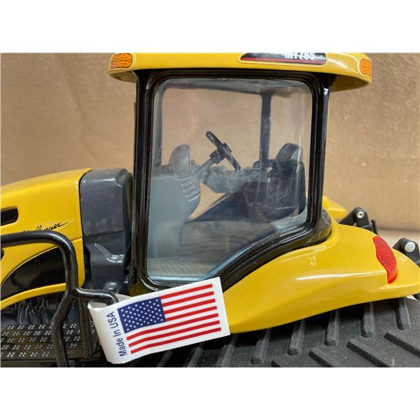 ERTL マニュアルスプレッダー Amazon.com: ERTL Prestige Collection - John Deere 948L-II