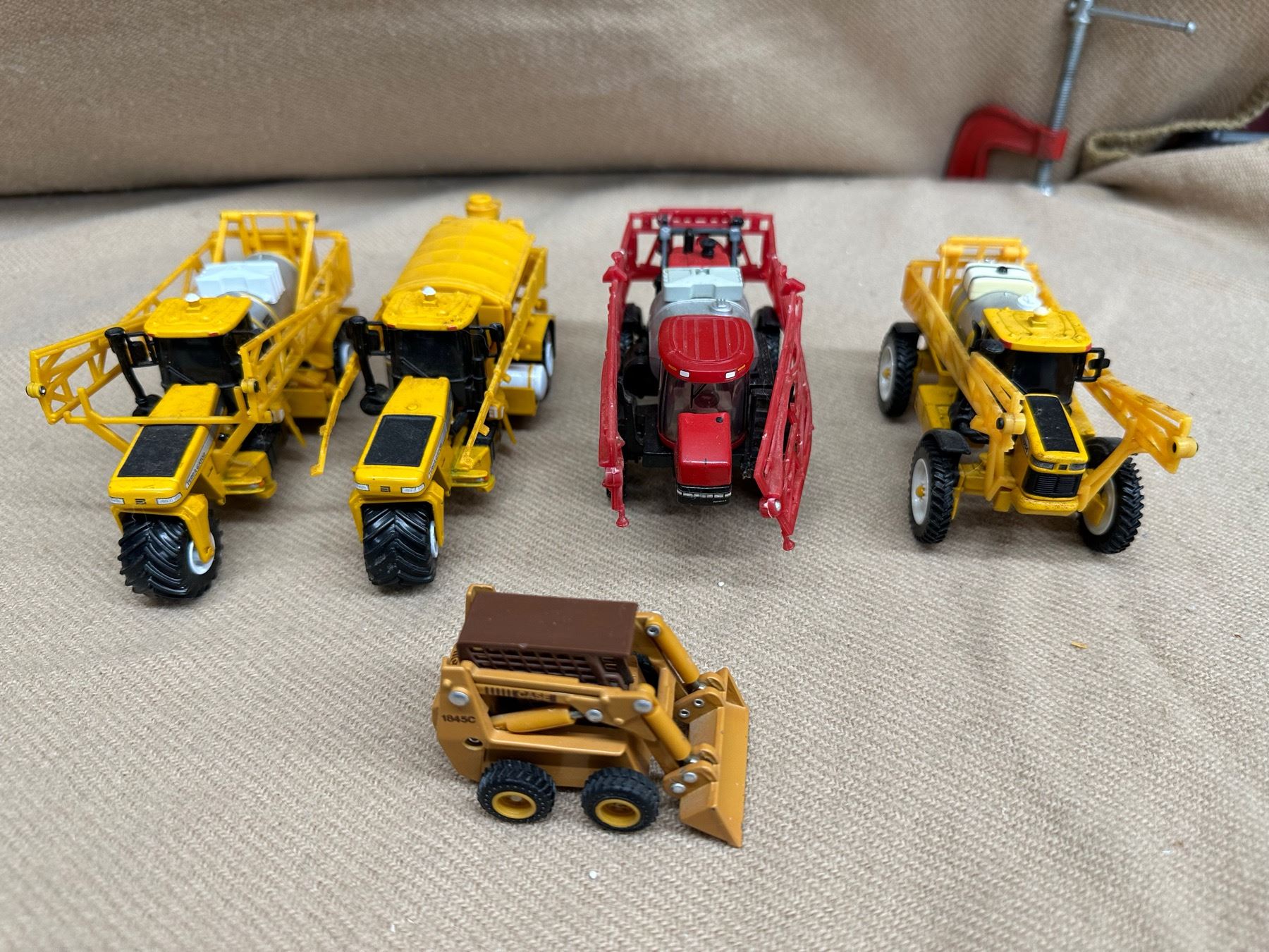 Ertl Machine Set LOT OF FARM MACHINES BY ERTL - Cornerbids
