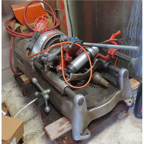 Ridgid 535 Pipe Threading Machine w/ 341 Pipe Reamer - Oahu Auctions