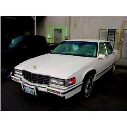 *91 CADILLAC FLEETWOOD 4DR EXMT.                                      
