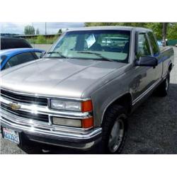 *98 CHEVROLET 1500 SILVERADO EXT CAB 4X4 P/U 118,661 ACTUAL           