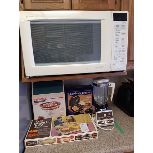 Blender, Crockpot, Appliances