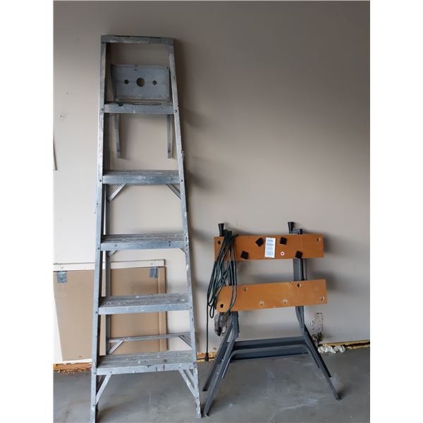 Step Ladder & Saw Horse Cat A