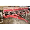 Image 1 : IH MODEL 5100 SEED DRILL - 21 RUN W/ GRASS