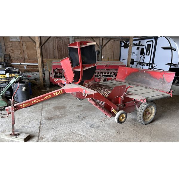 NH MODEL 166 HAY INVERTER