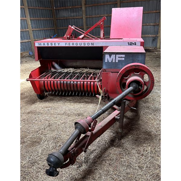 MF MODEL 124 SQUARE BALER
