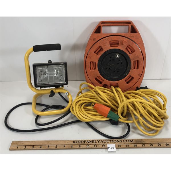 LOT OF 3 - EXTENSION CORDS & PORTABLE WORK LIGHT