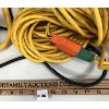 Image 3 : LOT OF 3 - EXTENSION CORDS & PORTABLE WORK LIGHT