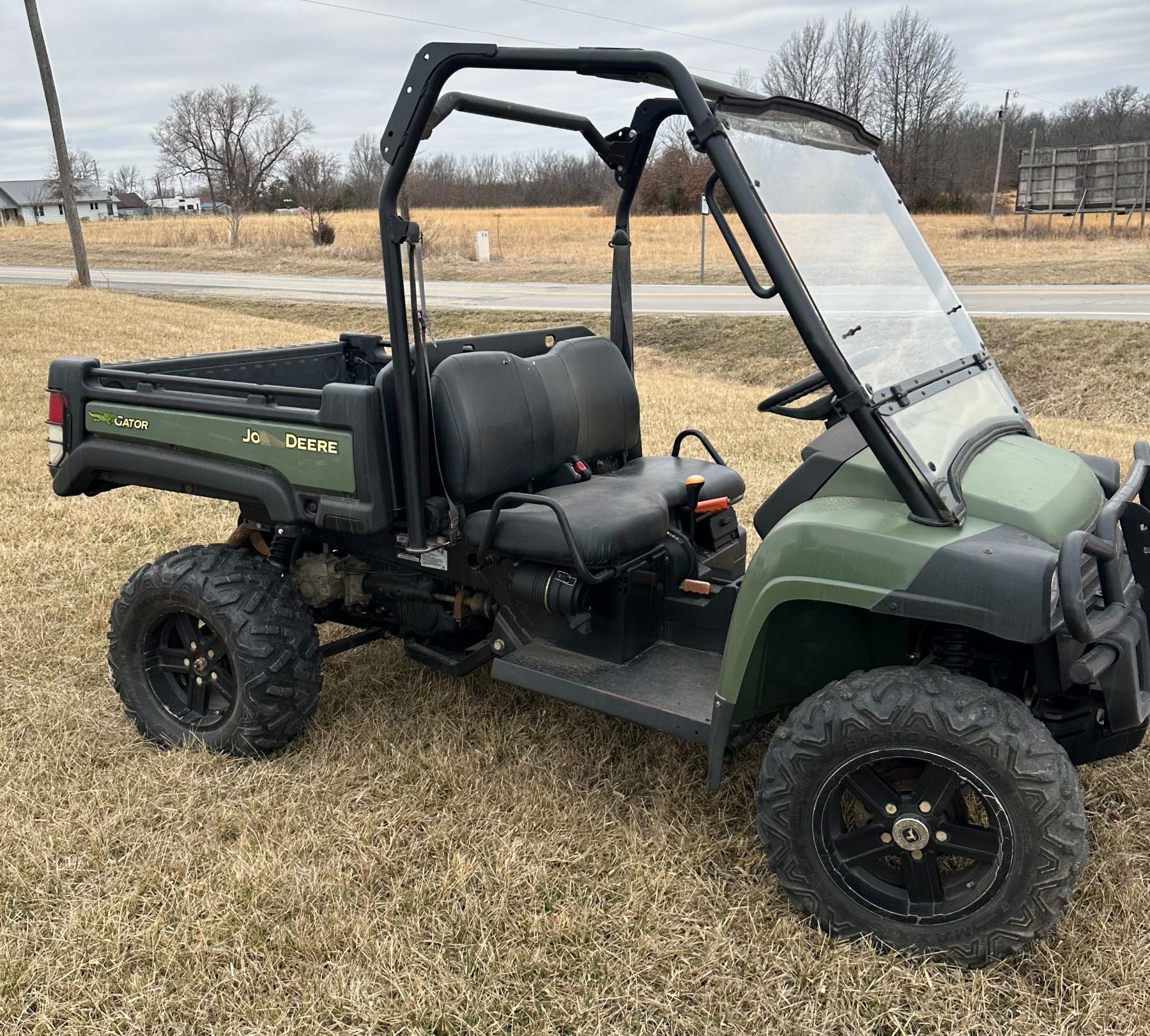 John Deer Gator john-deer-gator