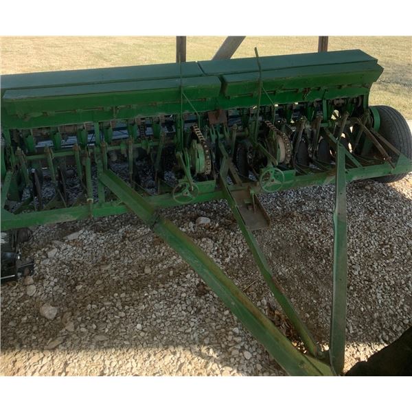 John Deere FB-A Drill