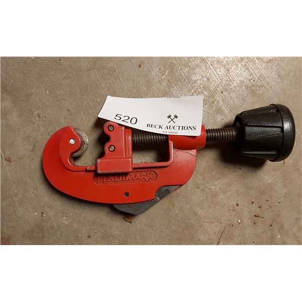 Benchmark Screw Tubing Cutter 1/8" - 1 1/4"