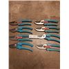 Image 1 : 8 Pairs Gardena Pruning Shears