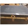 Image 2 : Vintage Trunk 36" Wide x 20" Deep x 19" High
