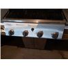 Image 5 : Vermont Castings Propane BBQ with 2 Tanks & Rotisserie