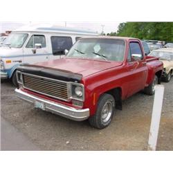 74 CHEVROLET STEPSIDE 4SPD P/U EXMT.                                  