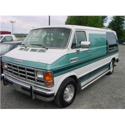 90 DODGE RAM VAN EXMT.                                                