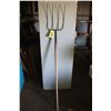 Image 1 : 4 Tine fork