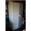 Image 1 : Approx. 1 1/2' x 2 1/2' x 6' steel cabinet