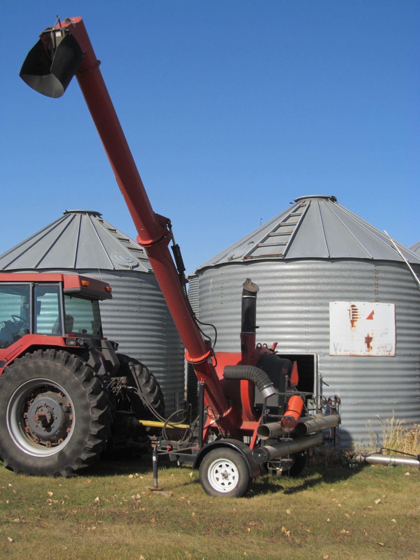 REM 2700 Grain vac, 270 hrs, SN 210355