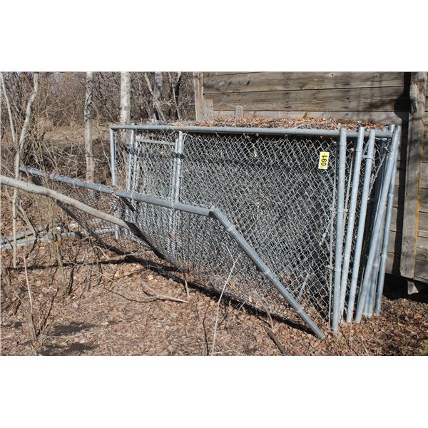9- 10' x 5' Chain link panels