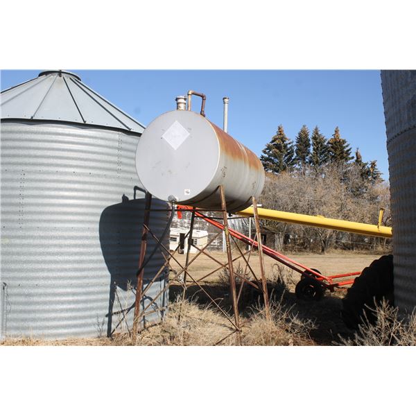 500-gal fuel tank and stand