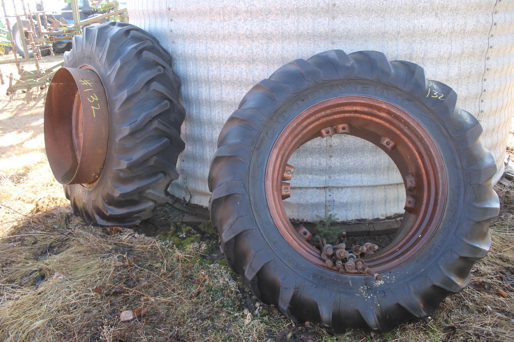 2-18-4-x-34-tires-and-rims