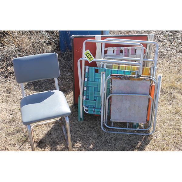 Lawn chairs & table