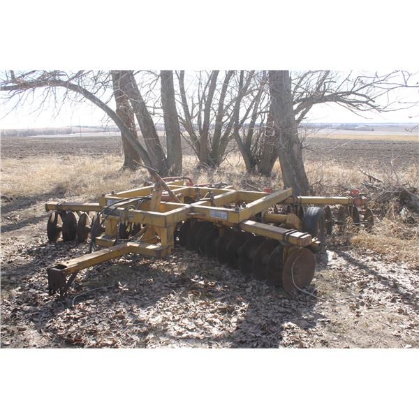 Alteen approx. 16" disc c/w 3 bar harrows (has been welded)