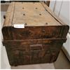 Image 3 : A Rustic Vintage Chest