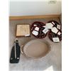 Image 4 : Assortment of Cutting Boards, Serving Trays, and More!