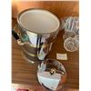 Image 2 : Insulated Ice Bucket and Punch Bowl Set