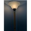 Image 2 : Floor Lamp