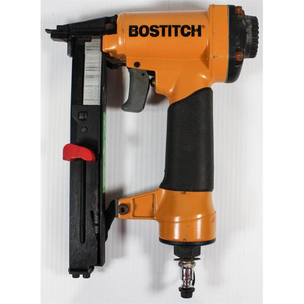 BOSTITCH AIR STAPLER