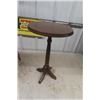 Image 2 : Small Pedestal Table 14"×22", Sewing Stand, Butler 43" Tall, Seamstress Chair