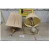 Image 1 : 2 Hanging Lamps with Shades