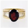 Image 4 : 18K Yellow Gold Oval Faceted Garnet Solitaire 1.18 ctw Baguette Step Diamond Rin